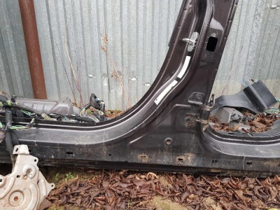 Борт левый цельный (лонжерон, стойки, порог, крыло) Jeep Grand Cherokee 2010-2017