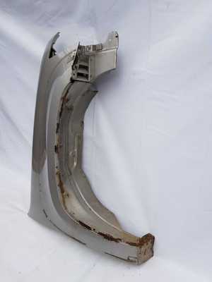 Крыло переднее правое Chevrolet Avalanche 2007-2013 2977476 ; 2977475