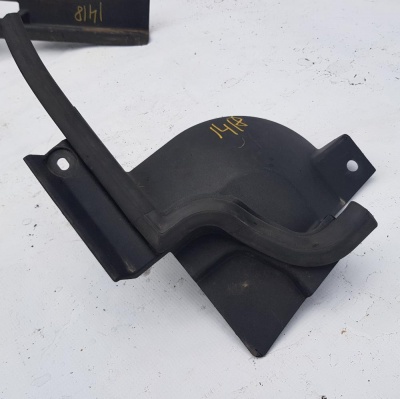 Накладка лонжерона левая Cadillac SRX 2009-2016 15909451