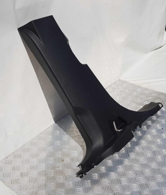 Обшивка центральной стойки нижняя левая Ford Explorer 5 BB5Z 7824357 AA; BB53 78243A53