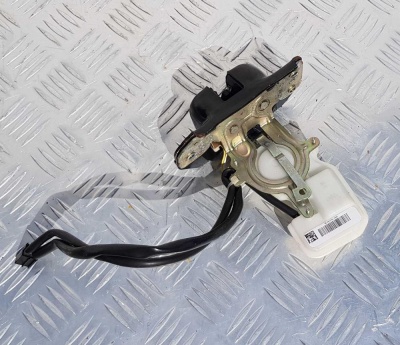 Замок багажника без доводчика Ford Explorer 5 DB5Z 7843150 B; DB5A 7843102 BB