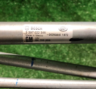 Трапеция стеклоочистителей Chevrolet Tahoe / Escalade 2021-н.в. 84755858 ; 97199530