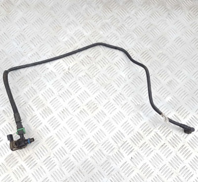 Трубка вентиляции топливного бака с клапаном Ford Explorer 5 2011-2015 BB53 9G271; BB5Z 9G271; AU5E 9G866