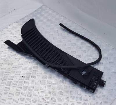 Планка/Жабо под лобовое стекло правая Ford Expedition 2003-2006 5L14 7802222; 5L1Z 78022A68 AA