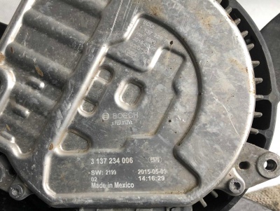 Вентилятор радиатора охлаждения левый Cadillac Escalade / Tahoe 2014-2020 84390613 ; 23123633