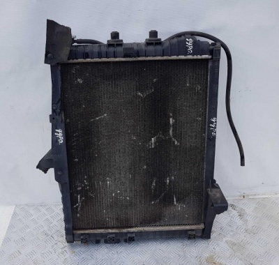 Радиатор двигателя Dodge Durango 2004-2009 52029043AD