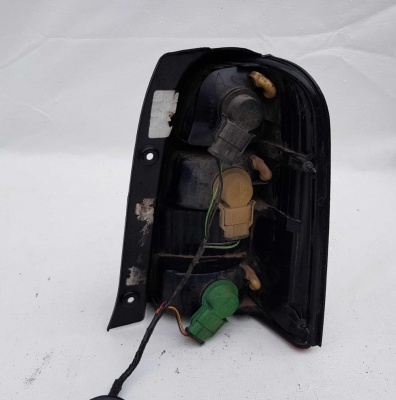 Фонарь задний левый Ford Escape 2000-2007 1L84 13B505; 6L8Z 13405 DA