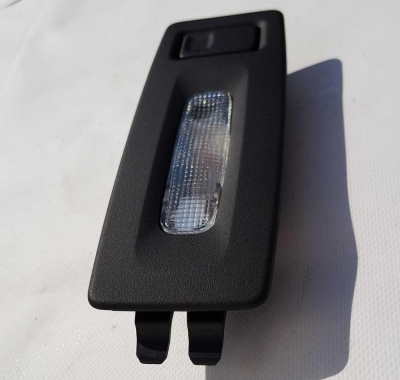 Плафон салонный второго ряда левый Ford Explorer 5 2011-2015 DB5Z 13733 AD