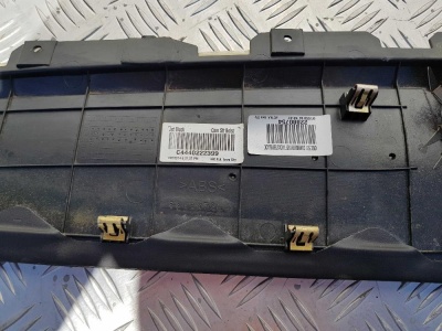 Панель/Накладка центральных воздуховодов панели торпедо Chevrolet Camaro 2009-2015 22880754