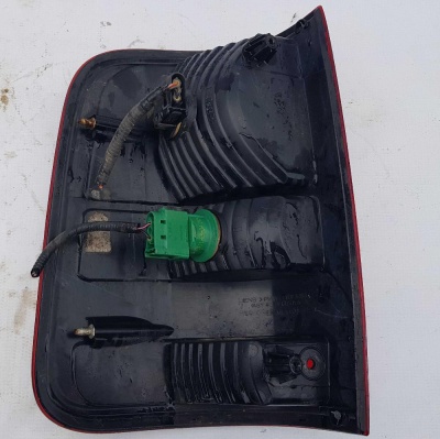 Фонарь задний правый Ford F150 2004-2008 4L34 13B504 A; 5L3Z 13404 CA; 4L3Z 13404 AA