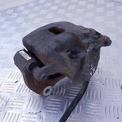 Суппорт тормозной передний правый Chevrolet Camaro 2010-2015 13578803