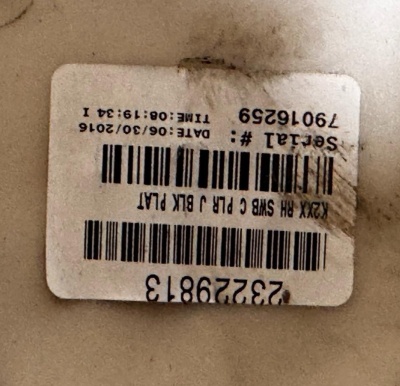 Накладка стойки багажника правая Cadillac Escalade 2015-2020 23229813 ; 23448362