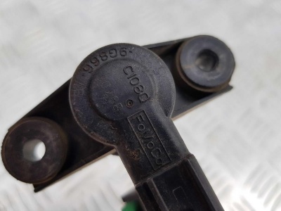 Трубка вентиляции топливного бака с клапаном Ford Explorer 5 2011-2015 BB53 9G271; BB5Z 9G271; AU5E 9G866