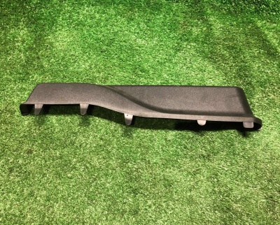 Накладка пассажирского сидения нижняя правая Chevrolet Tahoe / Escalade 2021-н.в. 84778933 ; 84778932