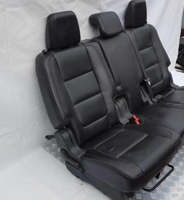 Сидения второго ряда (кожа; с перфорацией; 40/60) Ford Explorer 5 2011-2015