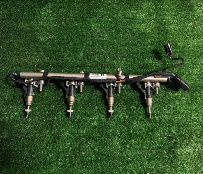 Топливная рампа правая L84 (5.3L) Chevrolet Tahoe / Escalade 2021-н.в. 12707882 ; 12701143