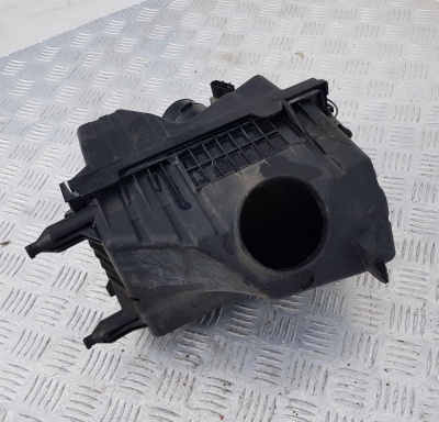 Корпус воздушного фильтра Ford Escape 2000-2007 5L8U 9661 BB; 44ZH 1779; VP5L8U 9643 BA; 7L8Z 9600 BBRM