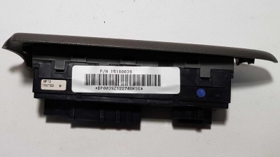 Блок управления стеклоподъемниками водительский Chevrolet TrailBlazer 2001-2004 15180039