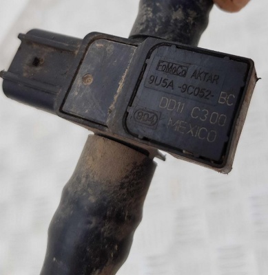 Датчик давления паров топлива Ford Explorer 5 9U5A 9C052 BC