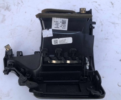 Воздуховод передний левый Cadillac Escalade / Tahoe 2015-2020 23464594 ; 23150998