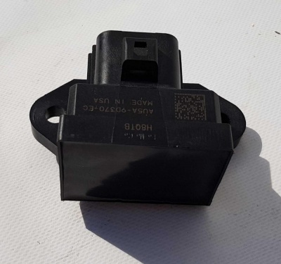 Блок управления топливным насосом Ford Explorer 5 AU5A 9D370 EC