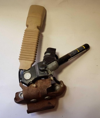 Замок ремня безопасности пассажирский с пиропатроном Ford Explorer 4 6L2Z 7861202