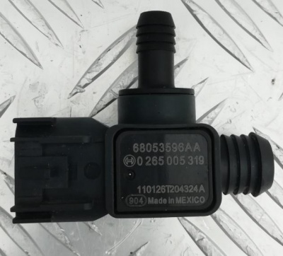 Клапан вакуумного усилителя Jeep Grand Cherokee 2010-2017; 68053596AA