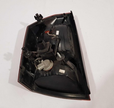 Фонарь задний правый Chrysler 300C 2004-2011 4805850AE