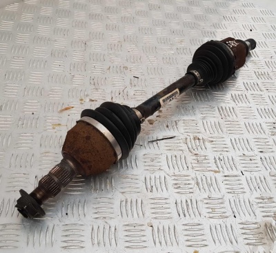 Полуось передняя правая Cadillac SRX 2009-2016 22743794; 20861589