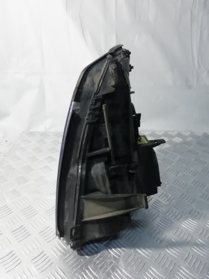 Фара передняя правая (с дефектом) Cadillac Escalade 2006-2014; 25897649; 25809364; 15200047; 15916968