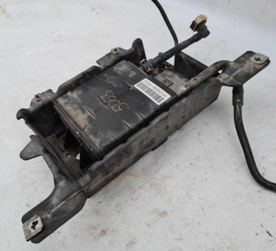 Абсорбер паров топлива с клапаном Ford Mustang 2015-2020 GU5Z 9D653 A; FR3Z 9D653 A; CU5Z 9F945 C