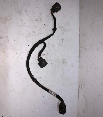 Проводка вентилятора Ford Mustang 2015-2017 FR3Z 8C290 A ; FR3T 8C290 AB