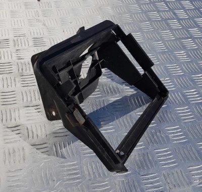 Кронштейн ЭБУ PCM Chevrolet Tahoe 1999-2006 15047570; 15036934; 15152701