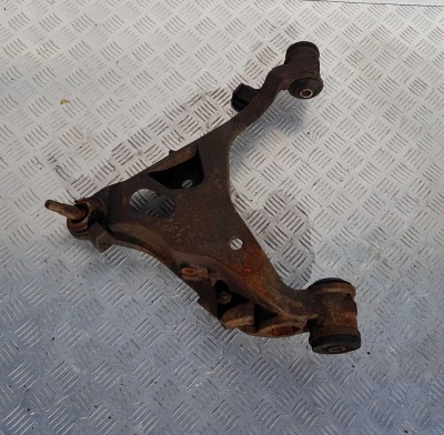 Рычаг подвески передний правый нижний Ford Expedition 1996-2002 XL34 3042 DC; XL3Z 3078 DB