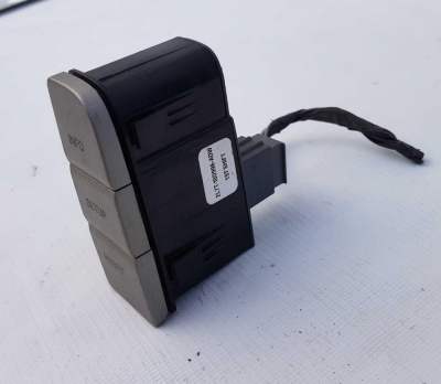 Кнопки многофункциональные Lincoln Navigator 2002-2006 2L7Z 10D996 AA