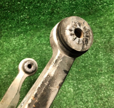 Рычаг подвески передний верхний левый Chevrolet Tahoe/Escalade 2015-2020 23420263; 23125968; 22840983 ; 20131127