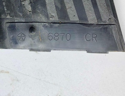 Накладка стойки задней правой Jeep Grand Cherokee WK2 2011 57010448AB