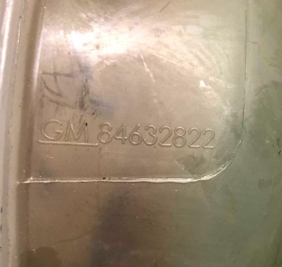 Расширительный бачок Chevrolet Tahoe / Escalade 2021-н.в. 84632822 ; 84257836