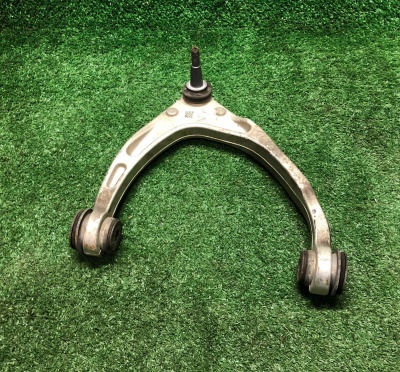 Рычаг подвески передний верхний правый Chevrolet Tahoe/Escalade 2015-2020 84479375; 23420264; 23125969; 84304207