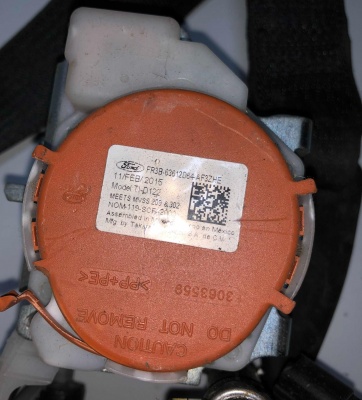 Ремень безопасности пассажирский Ford Mustang 2015-2017 FR3Z 63611B08 AB ; FR3B 63612D64 AF3ZHE