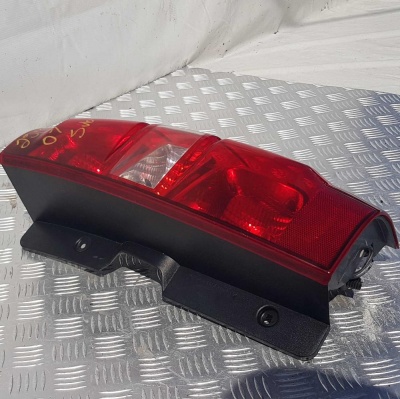 Фонарь задний правый Chevrolet Tahoe 2006-2014 22837924; 20999434; 25862702; 25810533; 15200055; 25784611; 25840117