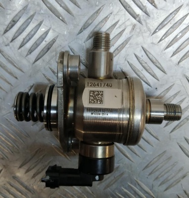 Топливный насос высокого давления (ТНВД) Chevrolet Camaro 2012-2015/Cadillac CTS 2010-2015 12641740; 12622475