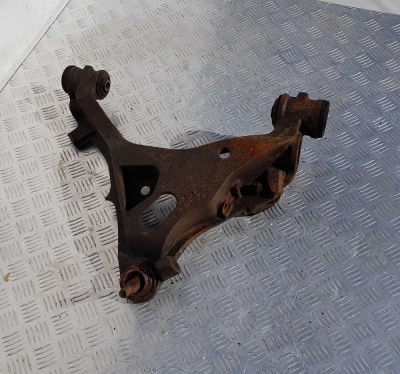 Рычаг подвески передний правый нижний Ford Expedition 1996-2002 XL34 3042 DC; XL3Z 3078 DB