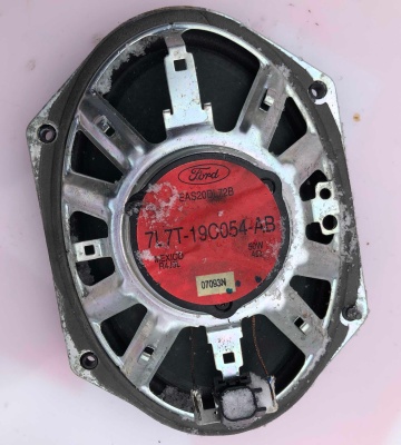 Динамик двери передней Lincoln Navigator 2007-2017 8L7Z 18808 A ; 8L7T 19B135 AA ; 7L7T 19C054 AB/AA