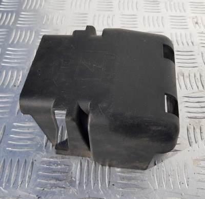 Крышка блока предохранителей Chevrolet Tahoe 2006-2014 15200870; 25953821; 15925043; 15174608