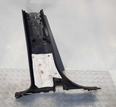 Обшивка центральной стойки нижняя правая Ford Explorer 5 BB5Z 7824356 AA; BB53 78243A52