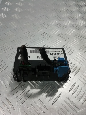 Блок управления раздаткой Hummer H3 2005-2010 24236866