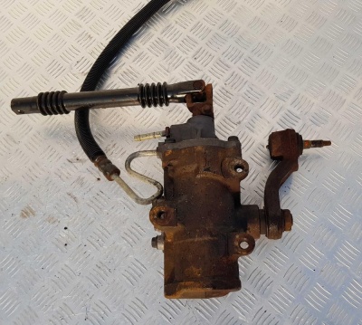 Рулевой редуктор Cadillac Escalade 2001-2006 15173571; 15076532; 19330490; 15067316