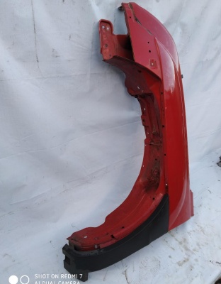 Крыло переднее левое Chevrolet Avalanche 2002-2006 88980447; 15042893; 15071491; 15080233; 15090761