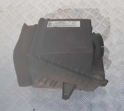 Корпус воздушного фильтра Chevrolet Tahoe 2006-2014 25873812